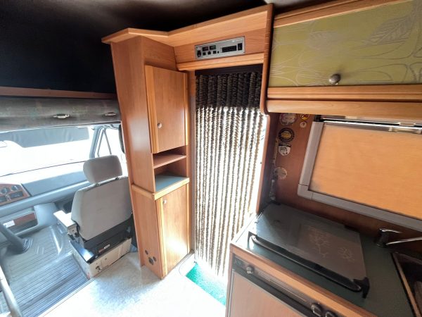 Camper-Karmann-LT-35-2.5-TDI-1998-21